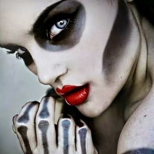 Meet your Posher, Lady